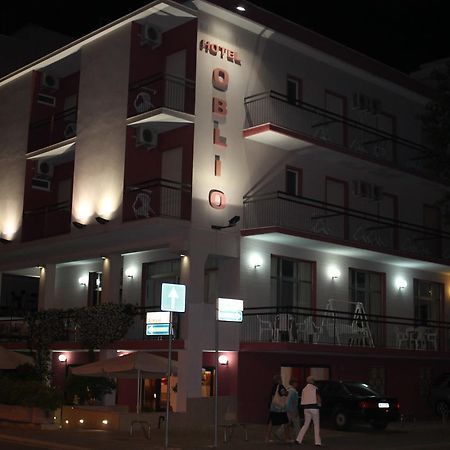 Hotel Oblio Ріміні Екстер'єр фото